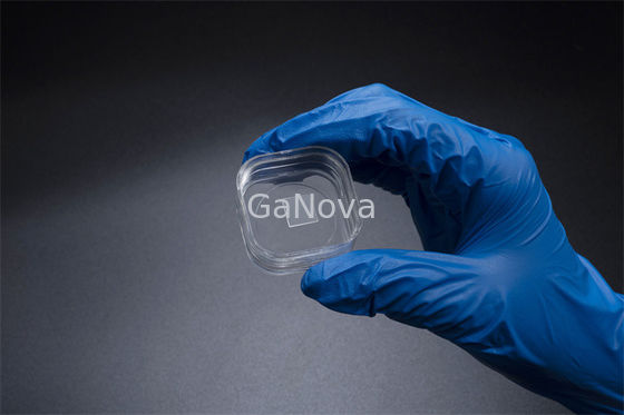 Толщина 350 ± 25 мкм 10 X 10,5 мм2 Отдельно стоящие подложки GaN